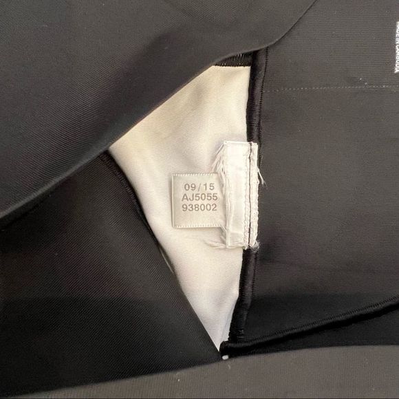 Adidas Ultimate Fit Typo High-Rise Leggings Size S - Picture 11 of 11